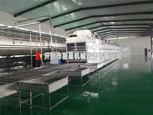 辦個(gè)方便粉絲加工廠，酸辣粉設(shè)備廠家如何選擇？