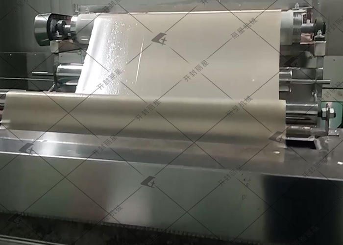 湖北客戶麗星自動粉條設(shè)備試機，加工現(xiàn)場細節(jié)滿滿