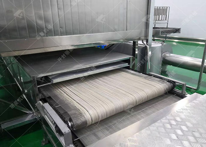 無烘干小型粉條機設(shè)備與全自動粉條機，哪款更劃算？