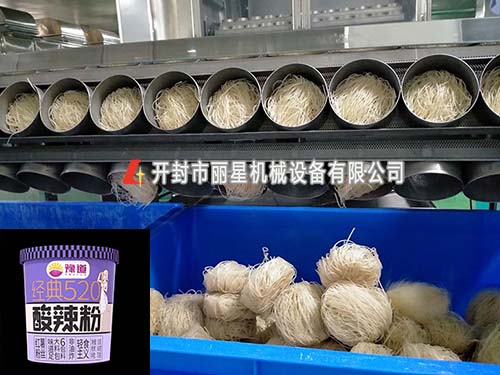 河南豫道引進(jìn)粉條生產(chǎn)線,方便粉絲烘干設(shè)備
