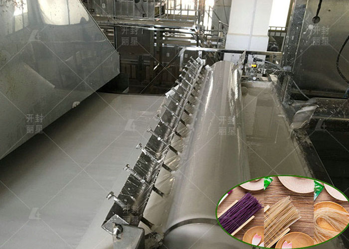 封閉生產(chǎn)防污染，麗星粉條機(jī)符合食品安全標(biāo)準(zhǔn)